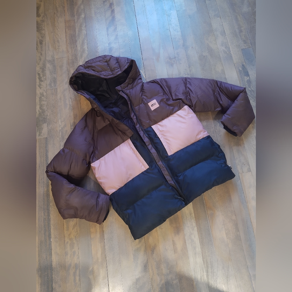 Stylish Women's Puffer Jacket in Brown, Pink, and Black